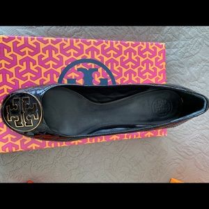 Tory Burch Maggie quilted pump